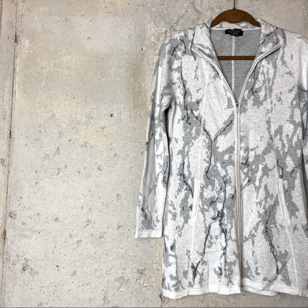 Rachel Zoe gray white marbled zip up cardigan